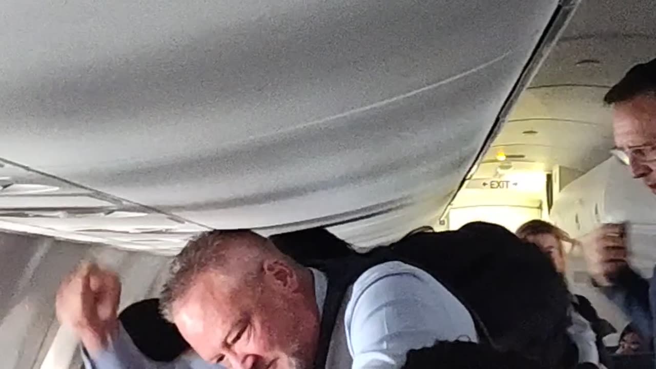 Physical Altercation On OAK To PDX Flight