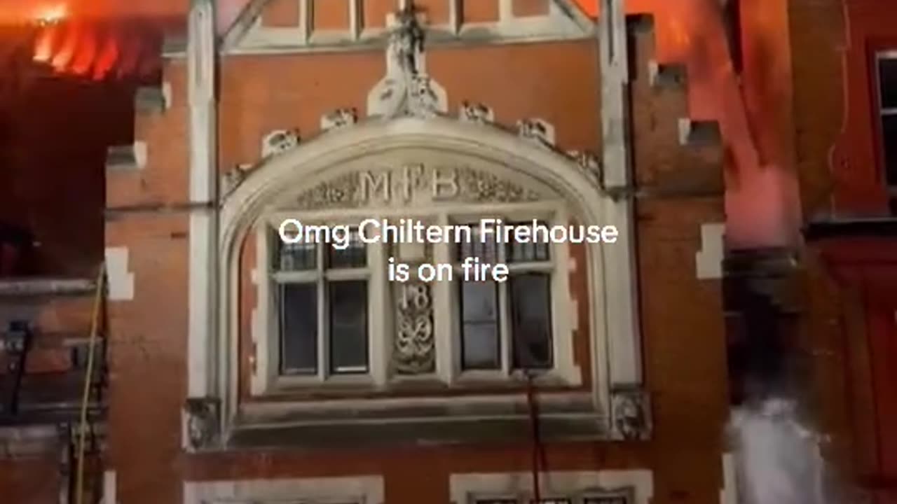 Major fire breaks out in luxury London hotel