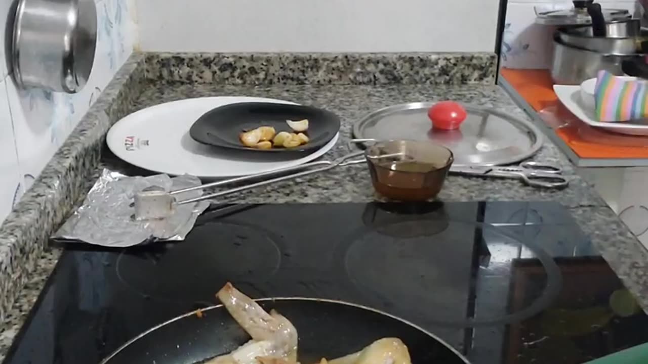 DELICIOSAS ALITAS DE POLLO EN SALSA