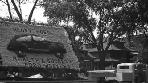 Henry Ford's 75th Bir... - Henry Ford's 75th Birthday Celebration Preview of 1939 Fords - fc-fc-3910