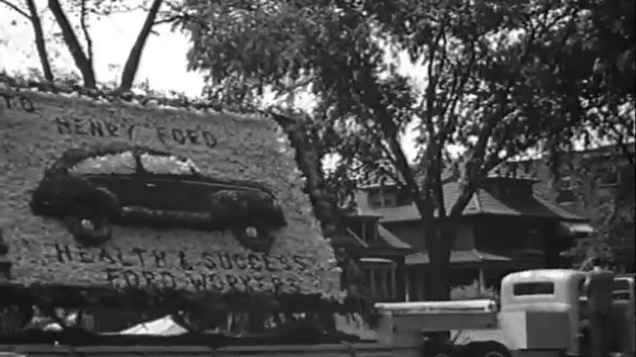 Henry Ford's 75th Bir... - Henry Ford's 75th Birthday Celebration Preview of 1939 Fords - fc-fc-3910