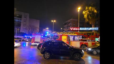 Andria: uomo si barrica in casa, trattative per scongiurare gesti estremi