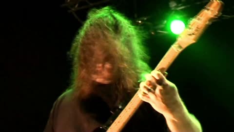 No Warning Shot - Six Feet Under (live)