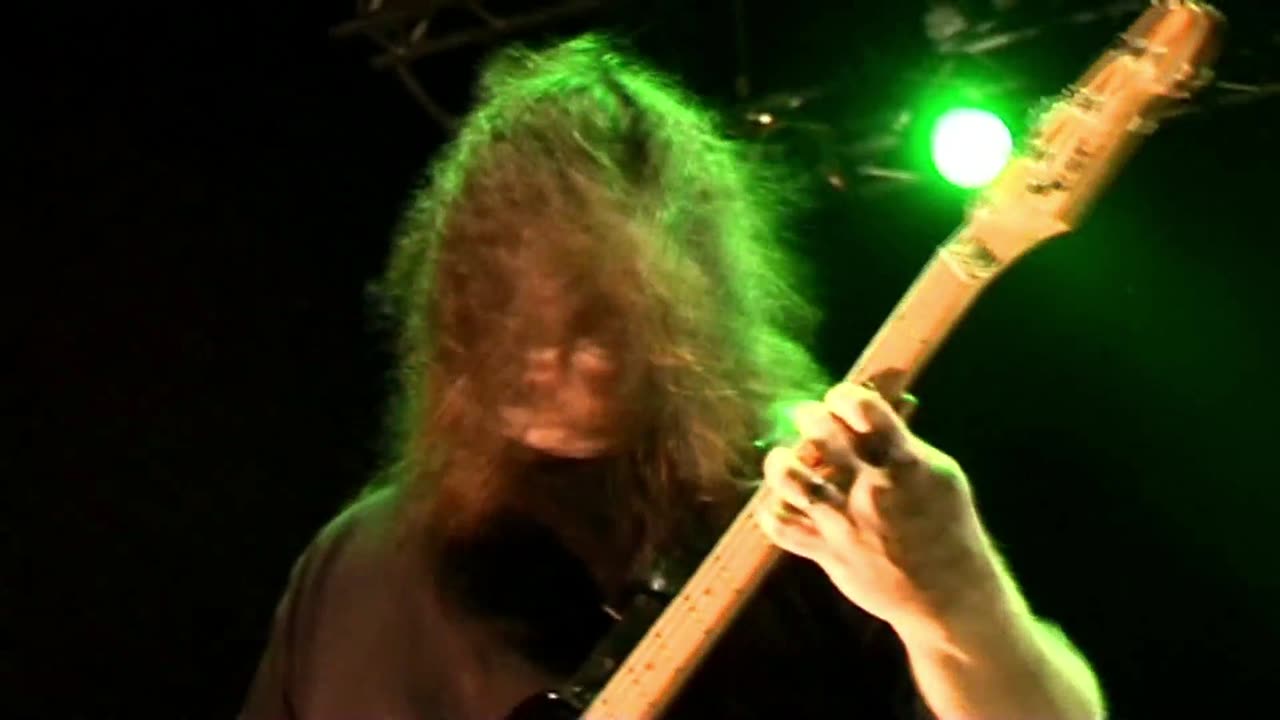 No Warning Shot - Six Feet Under (live)