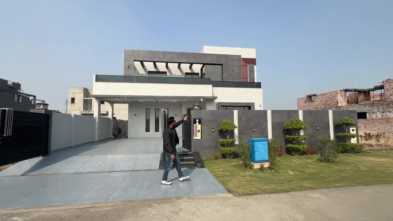 1 Kanal Beautiful Simple Style House For Sale In DHA7 Lahore
