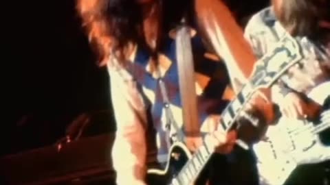 BRING IT ON HOME ~ LED ZEPPELIN ( LIVE )