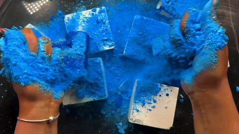 hope you like blues clues chalk🔵