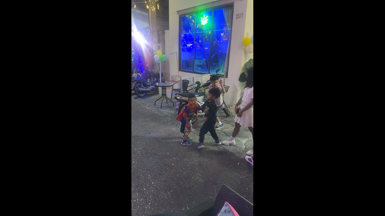 Vibes with the little ones