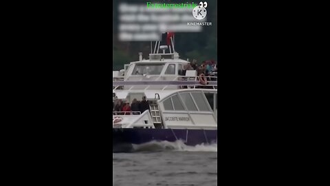 Terrifying Encounters in the Pacific Ocean 🌊 Giant Creatures & Possible Extraterrestrial Sightings!