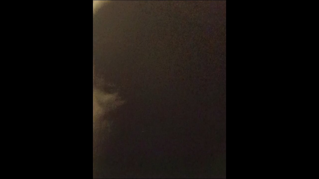 Pose inspirada en las artes marciales.