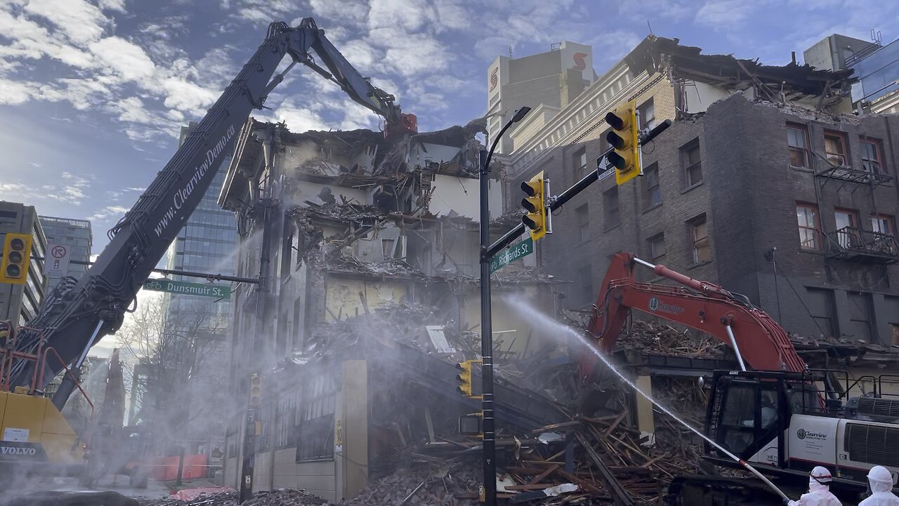 Demolition Hundred Year Old Hotel Vancouver