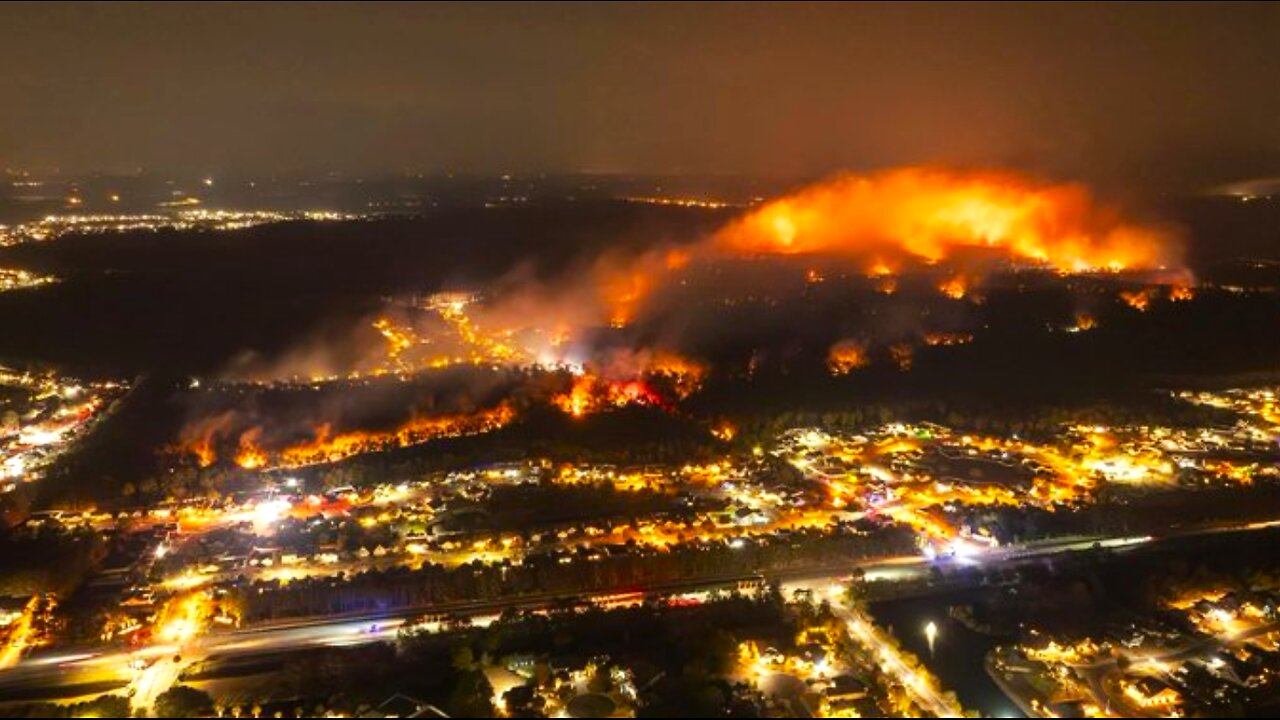 STATE OF EMERGENCY- 175+ WILDFIRES POP UP IN THE CAROLINAS*MILITARY JETS SCRAMBLED OVER MAR-A-LAGO