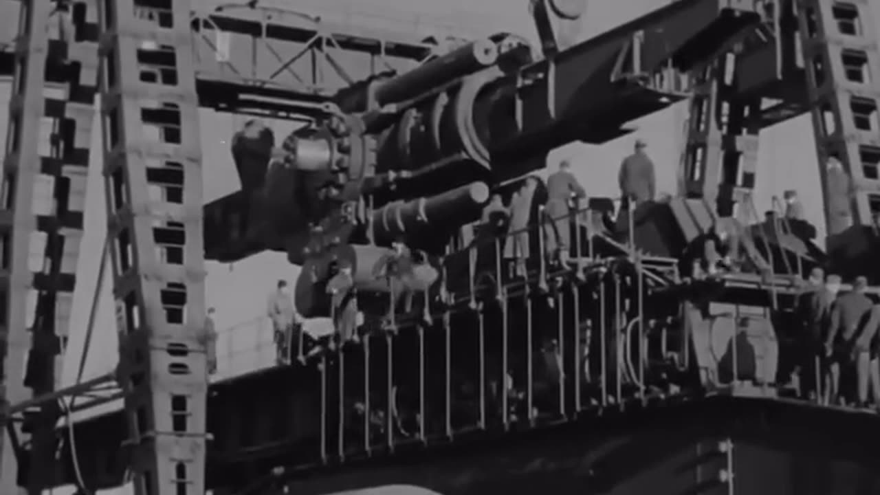 WW2 German Schwerer Gustav The Giant of Railway Artillery