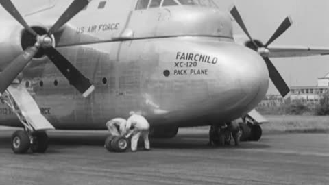 PACK-CARRIER FAIRCHILD XC-120, HAG... - PACK-CARRIER FAIRCHILD XC-120, HAGERSTOWN, MD - 111-adc-8454