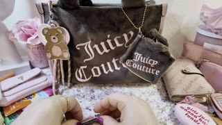🌸What’s in my Chocolate Juicy Couture Better Together Tote Bag 🌸