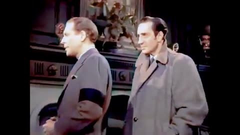 Sherlock Holmes,( The Scarlet Claw )