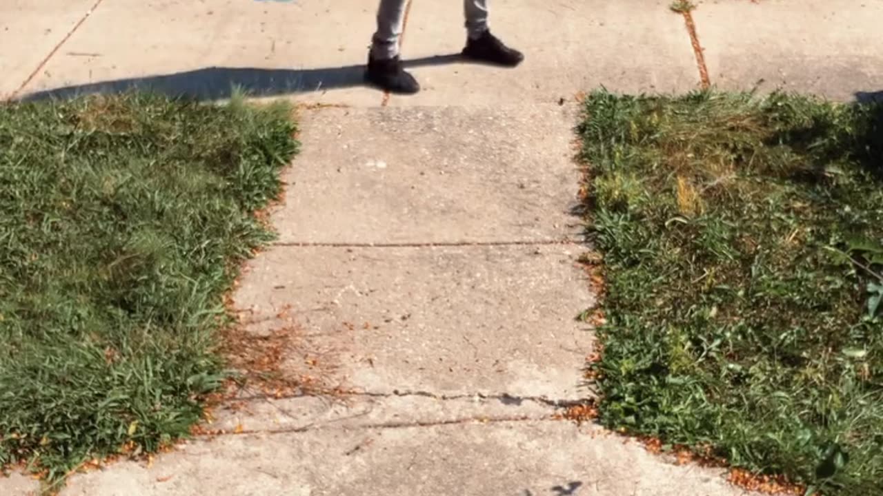 I wish she was my delivery driver!