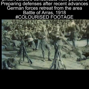 British field artillery moves forward with horses