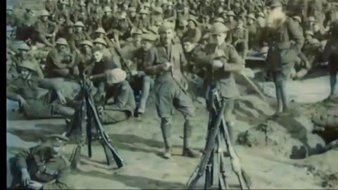 British field artillery moves forward with horses