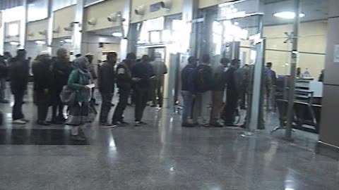 Srinagar Airport- Return from Srinagar to Delhi- Apr 2017