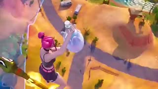 Must Watch: Bro thought he can get my MYTHIC Loot 😅😡 #fortnite #fortniteclips