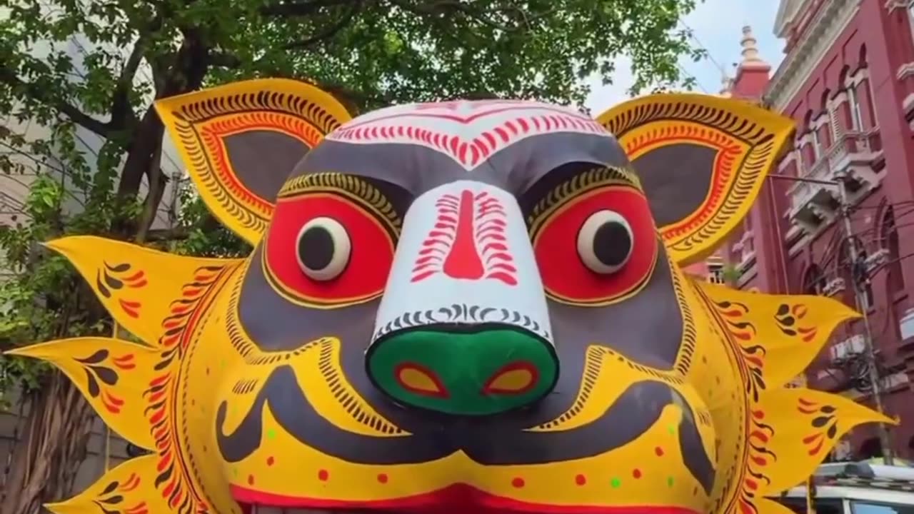 ✨🎨 Creating the Spectacle: Kolkata Durga Puja Art! | FeedMyCuriosity