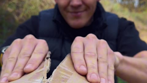 BOX WITH A SURPISE INSIDE😲