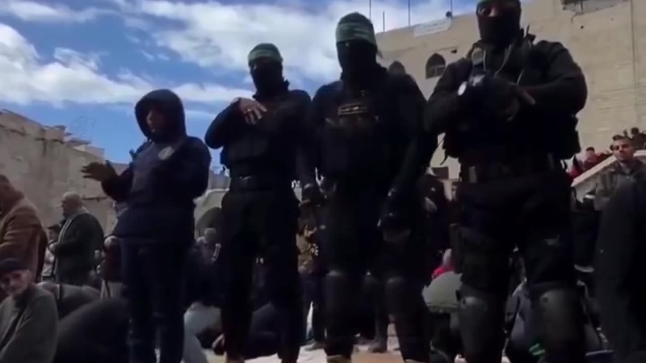 Members of the Qassam Brigades joined Palestinians in performing Friday prayers