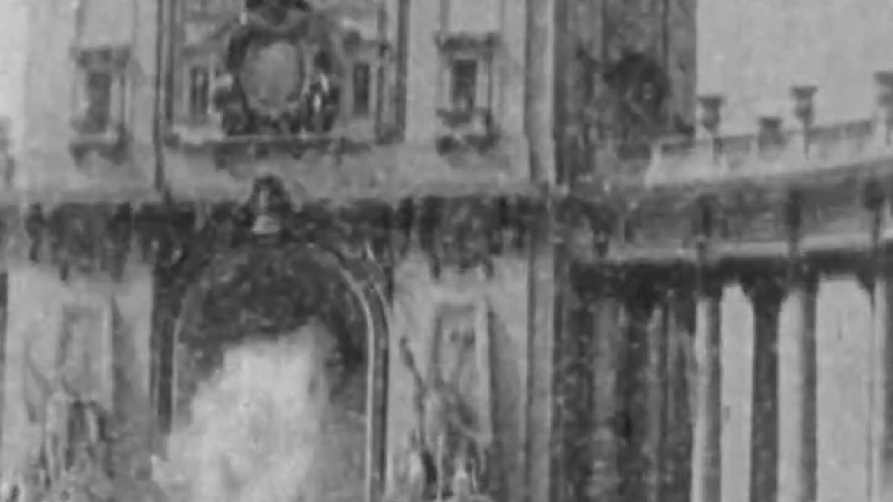 1901年バッファロー万国博覧会のエレクトリックタワーの写真。これは一時的なものに見えますか