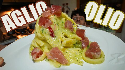 How to Make Creamy AGLIO E OLIO Southern Italy Style! 🇮🇹