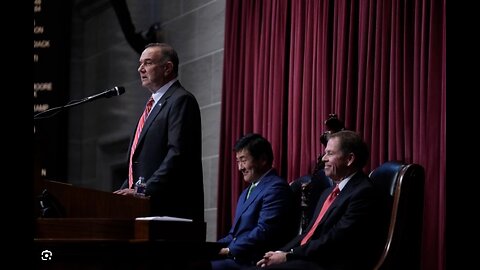 Missouri Governor Signs Trump-Backed Plan to Help Republicans Win Another US House Seat