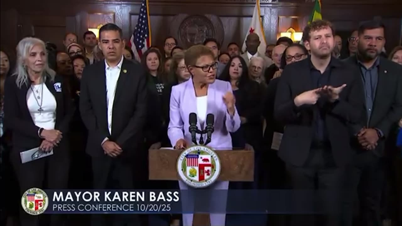 Los Angeles Mayor Karen Bass Accuses ICE of “racially profiling” in crazed rant