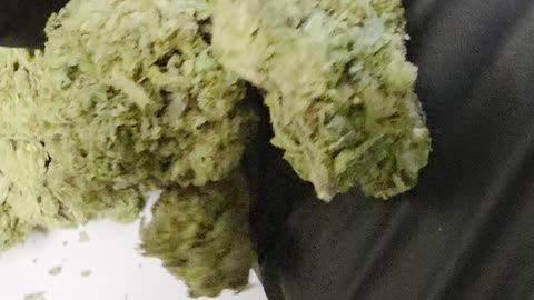 THCa Flower Sour Diesel