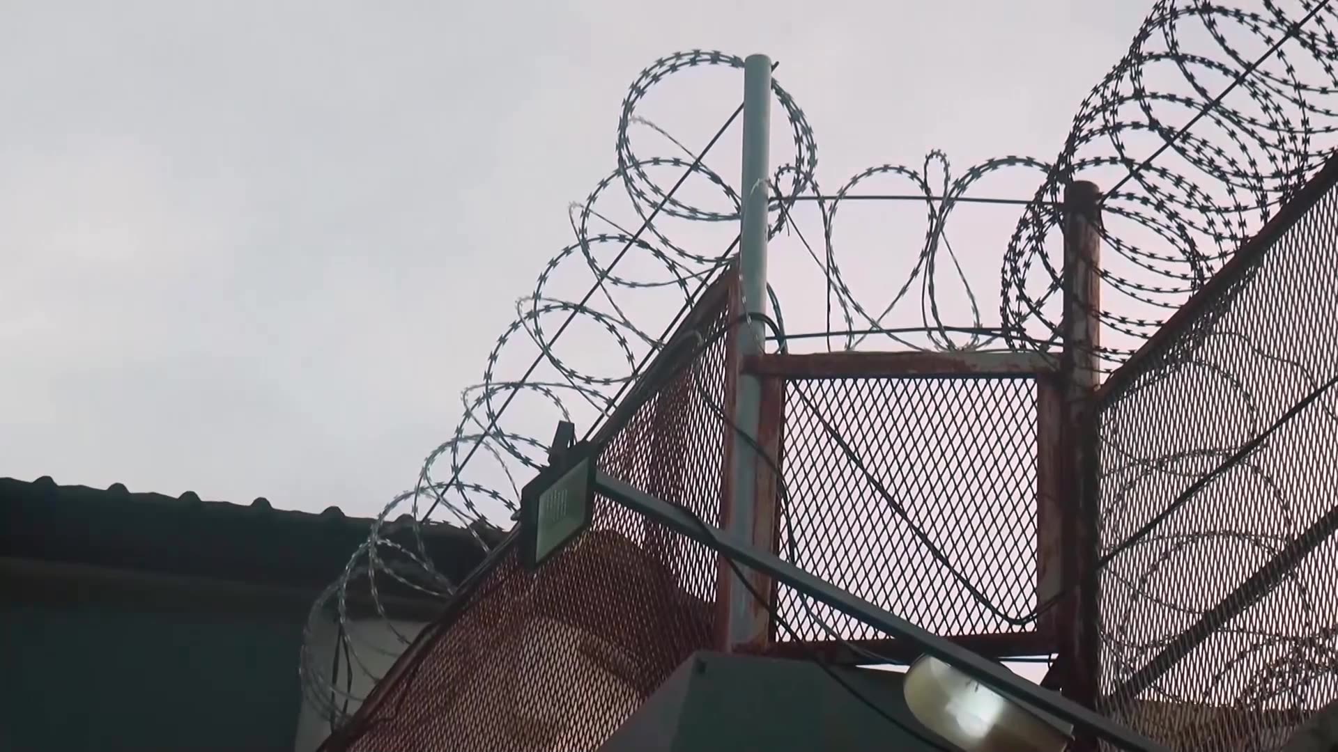 Indonesia repatriates two British nationals involved in drug cases