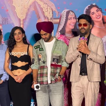 kapil sharma remembers veteran actor dharmendra at the trailer launch of his movie