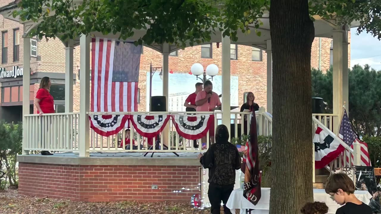 Scenes from the Charlie Kirk vigil Fort Dodge