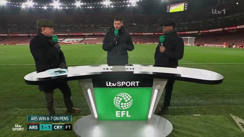 Arsenal vs Crystal 1-1 ( 8-7 ) on Pens - Ian Wright Goes Crazy! Gunners Reach the Cup Semi-Finals!🔥