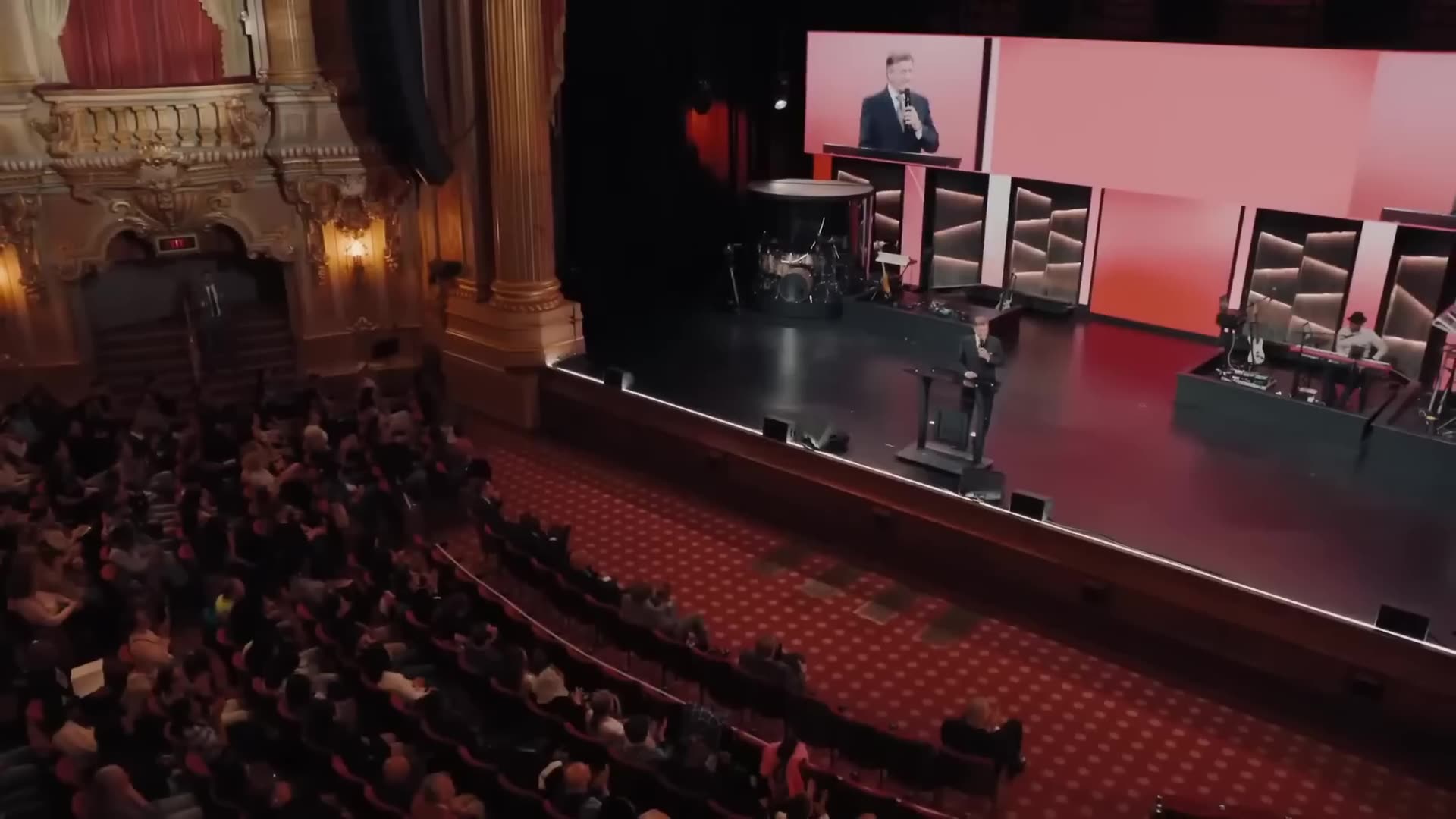 Pastor Carter Conlon Returns From Hospital