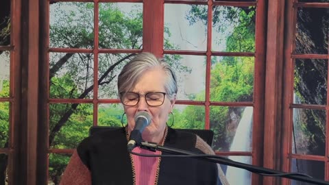 Glory Unveiled Worship Sessions: You Walk With Me Through Every Chapter (Turn The Page)