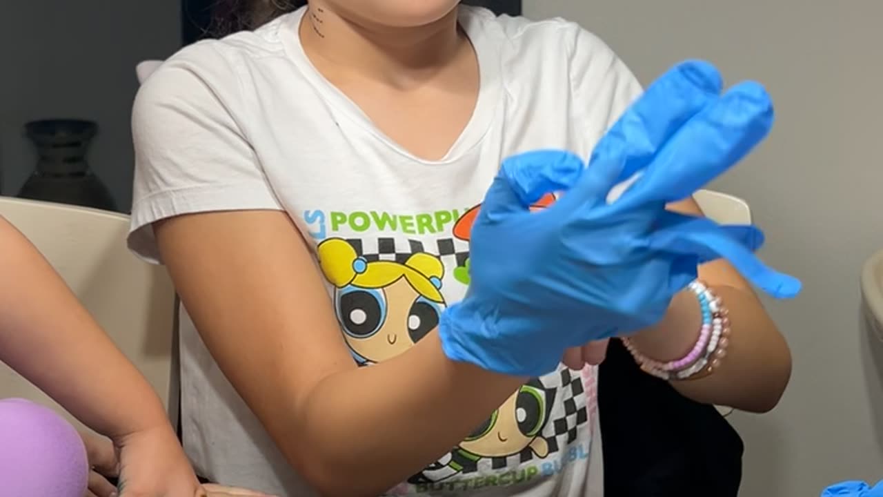 Kiddo Creates Paper Nail Studio