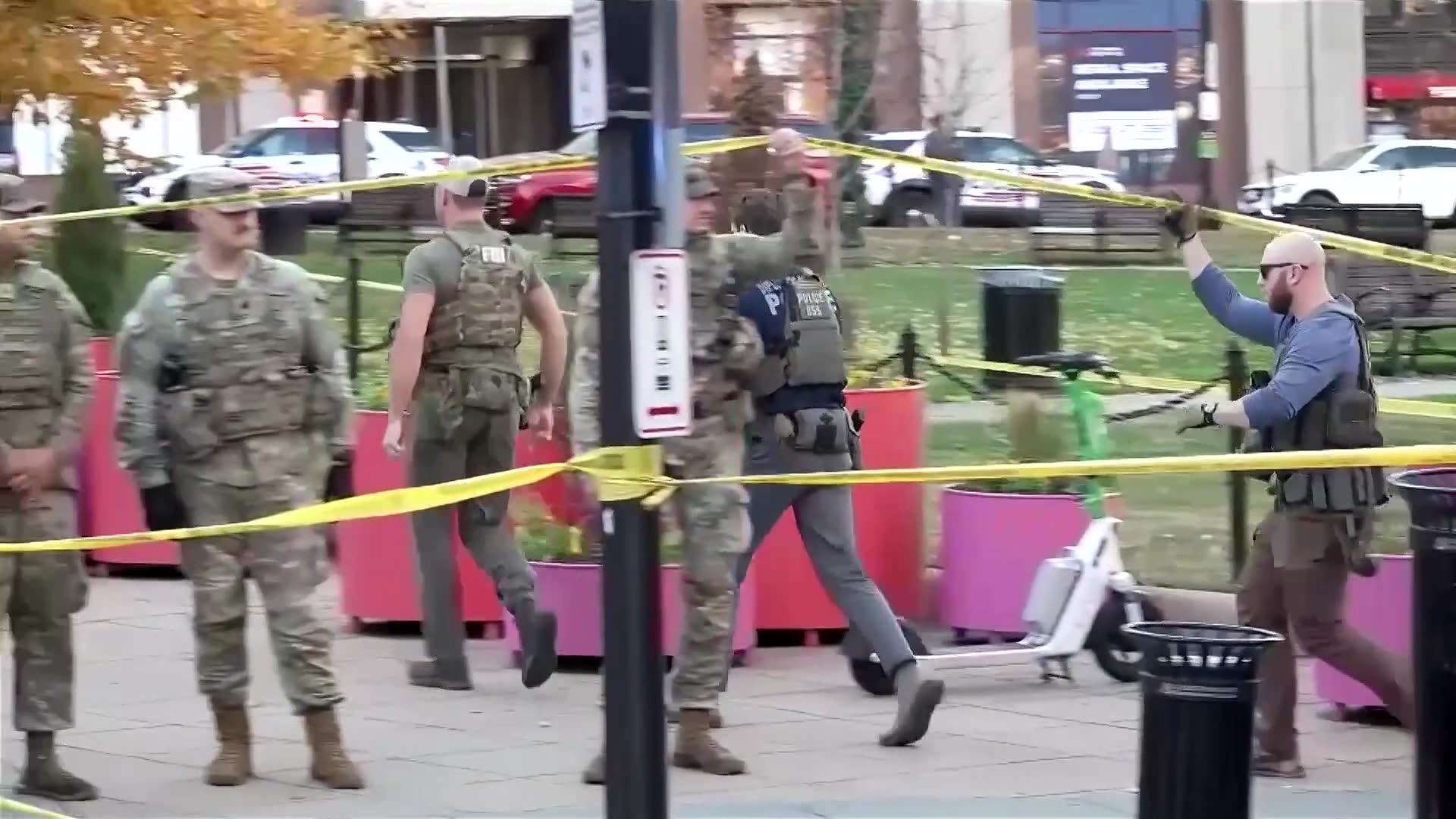 DC shooting: suspect detained, wounded soldiers in critical condition