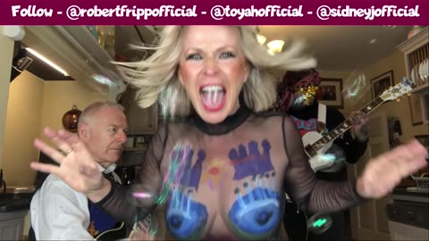 20210418 Toyah & Robert's Sunday Lunch - SATISFACTION [KsjQZOppJPs]