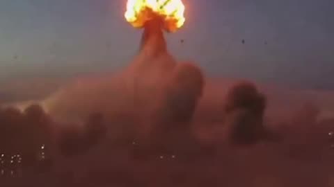 Medvedev on Hitting the Nuclear Button: A President Can’t Rule It Out