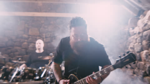 SAOR - Beyond the Wall (Official Music Video)