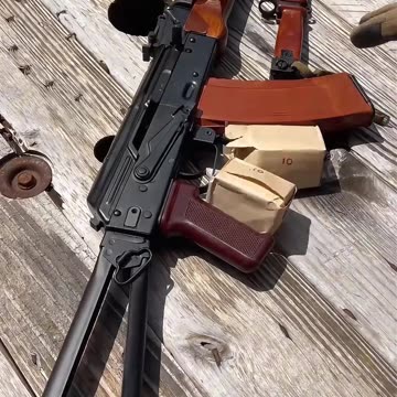 AKS-74N #国外合法拍摄国内请勿模仿 #武器科普 #实弹射击 #男人减速带 #靶场射击