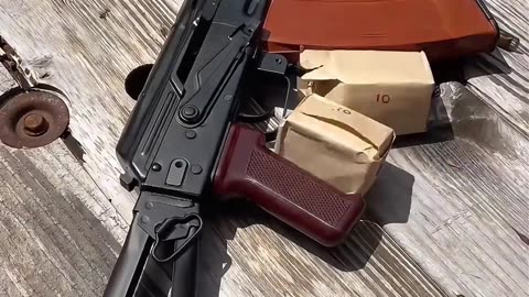 AKS-74N #国外合法拍摄国内请勿模仿 #武器科普 #实弹射击 #男人减速带 #靶场射击