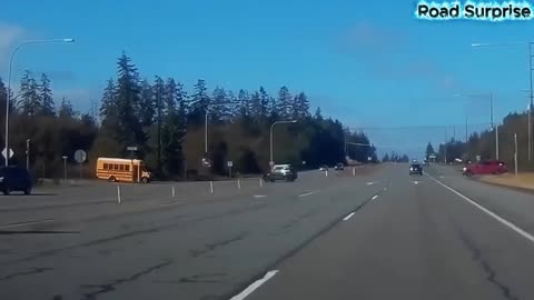 Car Cameras Show The Accidents Moments!