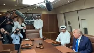 Trump hosts the Emir and the Prime Minister of Qatar on board Air Force One