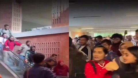 Escalera mecánica repleta de gente 'se vuelve loca'