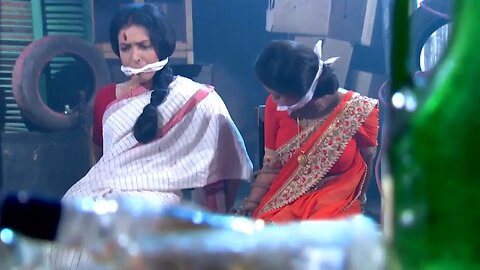 Ke Apon Ke Por (gagged)